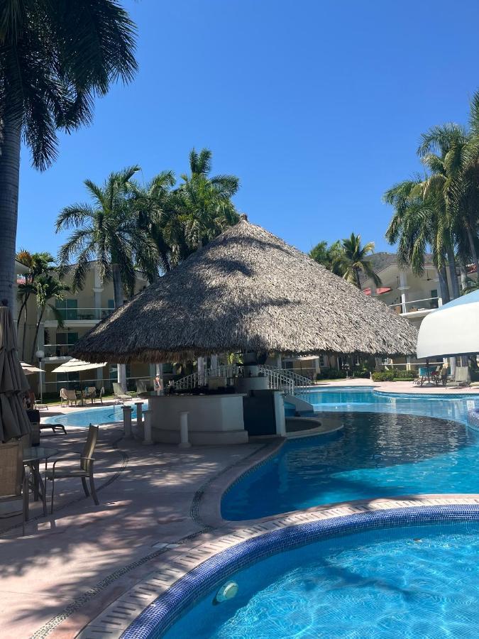 Апартаменты Comodo Departamento En Acapulco Diamante Экстерьер фото